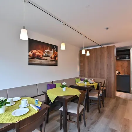 Gaestehaus Stock Baeumle